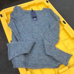 Women’s sweater
